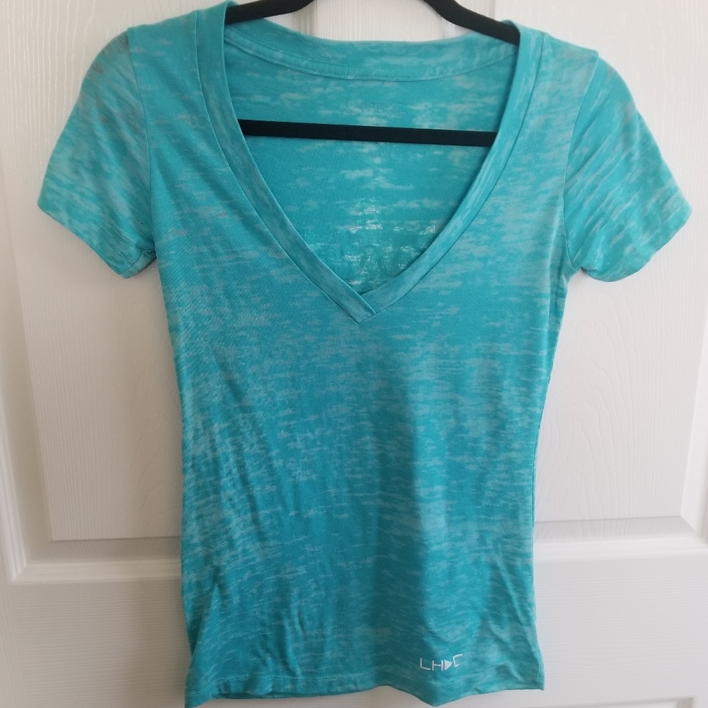 💙‎ Long Hair Don't Care V Neck Blue T Shirt S